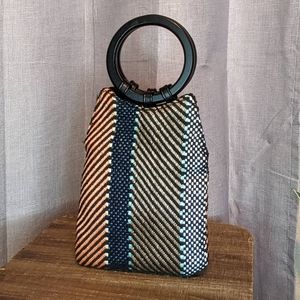 Lulus small wristlette handbag